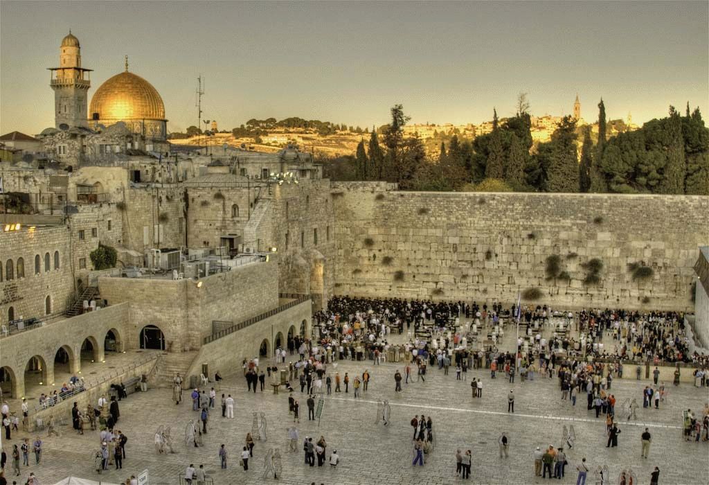Spełnienie pragnień w Jerozolimie przy Ścianie Płaczu